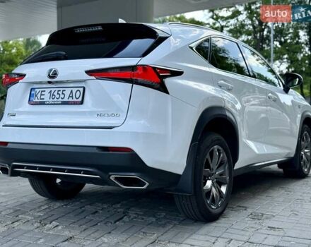 Белый Лексус НХ, объемом двигателя 2 л и пробегом 30 тыс. км за 25900 $, фото 14 на Automoto.ua