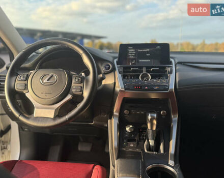 Лексус НХ 2021 у Дніпро (Дніпропетровську) на Automoto.ua Білий Лексус НХ, об'ємом двигуна 2.49 л та пробігом 21 тис. км за 40000 $, фото 9 на Automoto.ua