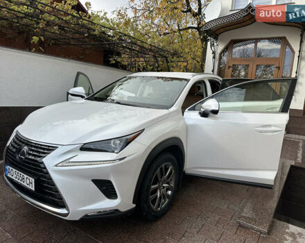 Белый Лексус НХ, объемом двигателя 2.49 л и пробегом 90 тыс. км за 38500 $, фото 34 на Automoto.ua