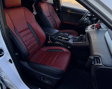 Белый Лексус НХ, объемом двигателя 2 л и пробегом 88 тыс. км за 32000 $, фото 19 на Automoto.ua