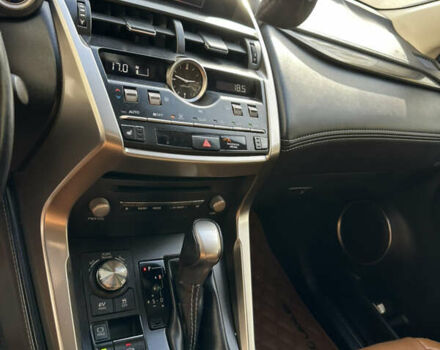 Белый Лексус НХ, объемом двигателя 2.49 л и пробегом 90 тыс. км за 38500 $, фото 51 на Automoto.ua