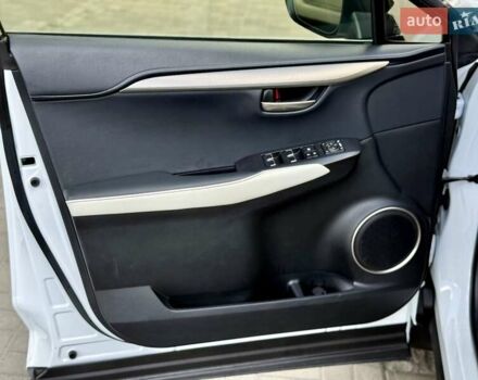 Белый Лексус НХ, объемом двигателя 2 л и пробегом 30 тыс. км за 25900 $, фото 22 на Automoto.ua