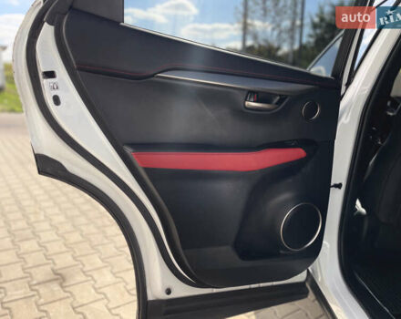 Білий Лексус НХ, об'ємом двигуна 2 л та пробігом 65 тис. км за 31500 $, фото 32 на Automoto.ua