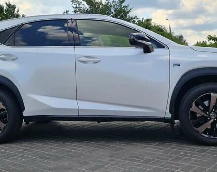 Білий Лексус НХ, об'ємом двигуна 1.99 л та пробігом 40 тис. км за 39500 $, фото 60 на Automoto.ua