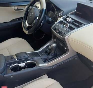 Белый Лексус НХ, объемом двигателя 2.49 л и пробегом 38 тыс. км за 39900 $, фото 21 на Automoto.ua