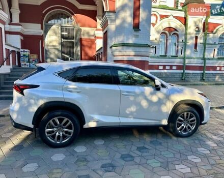 Білий Лексус НХ, об'ємом двигуна 2.49 л та пробігом 49 тис. км за 40500 $, фото 2 на Automoto.ua