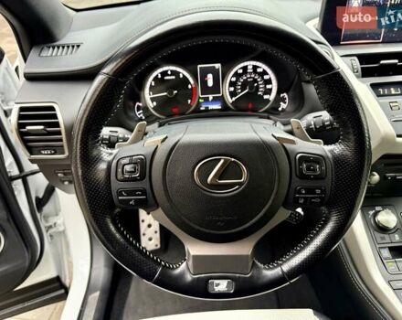 Белый Лексус НХ, объемом двигателя 2 л и пробегом 30 тыс. км за 25700 $, фото 35 на Automoto.ua