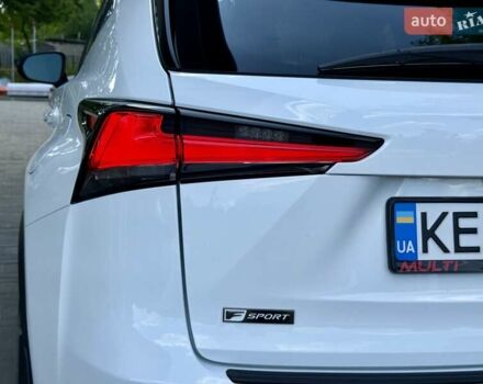 Белый Лексус НХ, объемом двигателя 2 л и пробегом 30 тыс. км за 25900 $, фото 17 на Automoto.ua