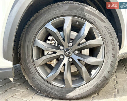 Білий Лексус НХ, об'ємом двигуна 2 л та пробігом 65 тис. км за 31500 $, фото 14 на Automoto.ua