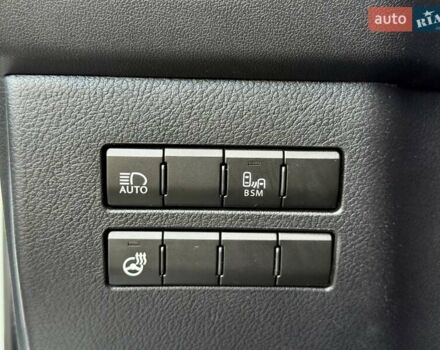 Белый Лексус НХ, объемом двигателя 2 л и пробегом 30 тыс. км за 25900 $, фото 39 на Automoto.ua