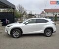 Белый Лексус НХ, объемом двигателя 2 л и пробегом 19 тыс. км за 34900 $, фото 2 на Automoto.ua
