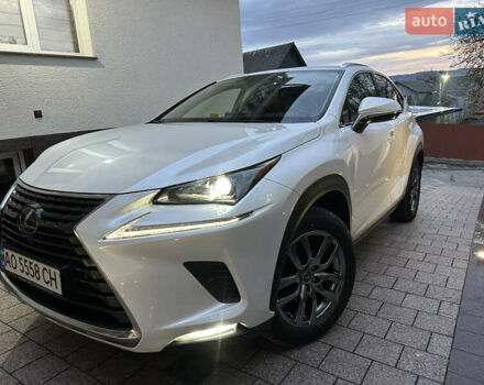 Белый Лексус НХ, объемом двигателя 2.49 л и пробегом 90 тыс. км за 38500 $, фото 20 на Automoto.ua