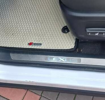 Белый Лексус НХ, объемом двигателя 2.49 л и пробегом 38 тыс. км за 39900 $, фото 40 на Automoto.ua