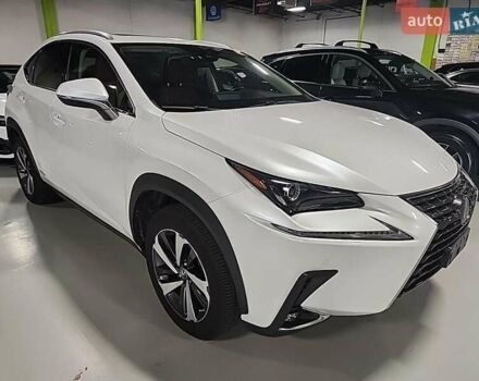 Білий Лексус НХ, об'ємом двигуна 2.5 л та пробігом 45 тис. км за 30000 $, фото 4 на Automoto.ua