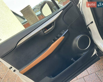 Белый Лексус НХ, объемом двигателя 2.49 л и пробегом 90 тыс. км за 38500 $, фото 47 на Automoto.ua