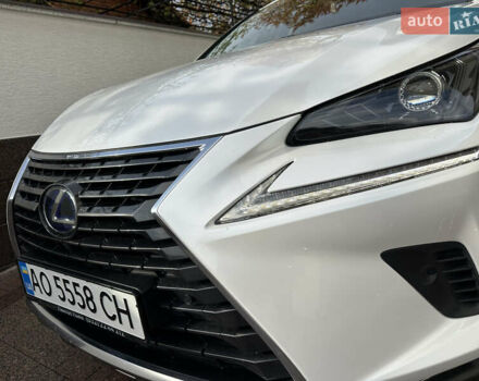 Белый Лексус НХ, объемом двигателя 2.49 л и пробегом 90 тыс. км за 38500 $, фото 69 на Automoto.ua