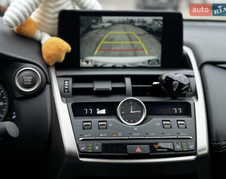 Белый Лексус НХ, объемом двигателя 2 л и пробегом 63 тыс. км за 28250 $, фото 34 на Automoto.ua