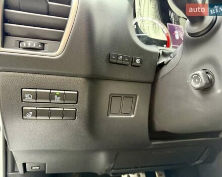 Белый Лексус НХ, объемом двигателя 2 л и пробегом 30 тыс. км за 25700 $, фото 38 на Automoto.ua