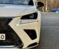 Белый Лексус НХ, объемом двигателя 2 л и пробегом 28 тыс. км за 29500 $, фото 5 на Automoto.ua