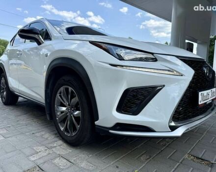 Белый Лексус НХ, объемом двигателя 2 л и пробегом 30 тыс. км за 26300 $, фото 11 на Automoto.ua