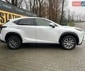 Белый Лексус НХ, объемом двигателя 2 л и пробегом 23 тыс. км за 32000 $, фото 4 на Automoto.ua