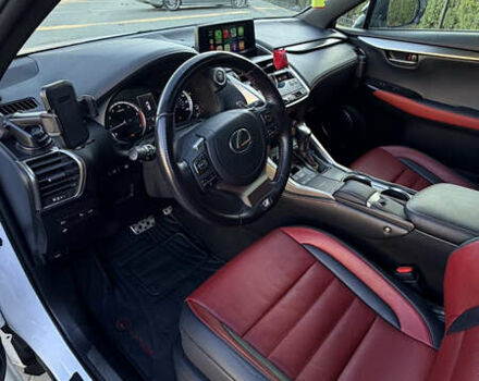 Белый Лексус НХ, объемом двигателя 2 л и пробегом 88 тыс. км за 32000 $, фото 7 на Automoto.ua