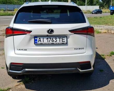 Білий Лексус НХ, об'ємом двигуна 1.99 л та пробігом 40 тис. км за 39500 $, фото 9 на Automoto.ua