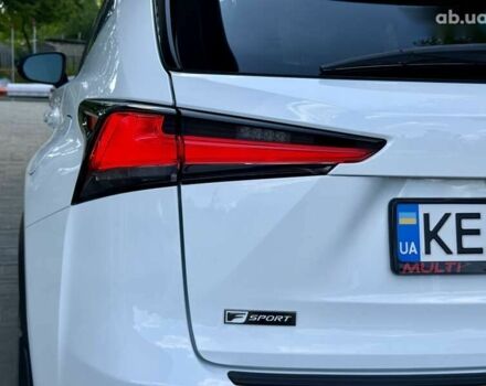 Белый Лексус НХ, объемом двигателя 2 л и пробегом 30 тыс. км за 26300 $, фото 17 на Automoto.ua