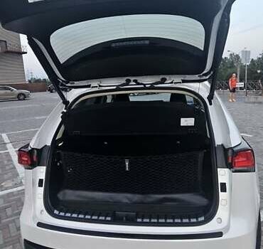 Білий Лексус НХ, об'ємом двигуна 2 л та пробігом 58 тис. км за 32000 $, фото 13 на Automoto.ua