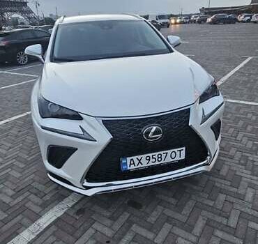 Білий Лексус НХ, об'ємом двигуна 2 л та пробігом 58 тис. км за 32000 $, фото 6 на Automoto.ua