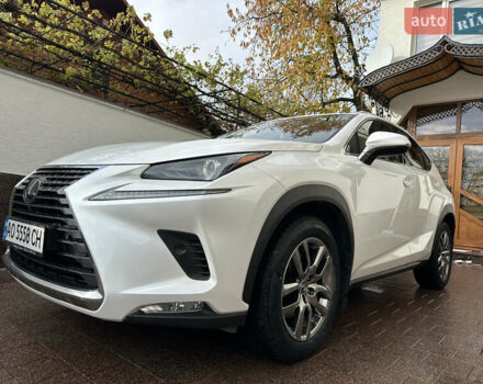 Белый Лексус НХ, объемом двигателя 2.49 л и пробегом 90 тыс. км за 38500 $, фото 8 на Automoto.ua