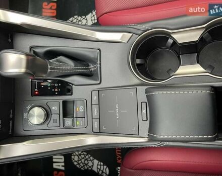 Белый Лексус НХ, объемом двигателя 2 л и пробегом 23 тыс. км за 32000 $, фото 26 на Automoto.ua