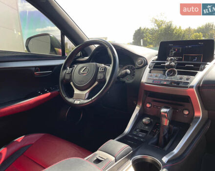 Білий Лексус НХ, об'ємом двигуна 2 л та пробігом 65 тис. км за 31500 $, фото 41 на Automoto.ua