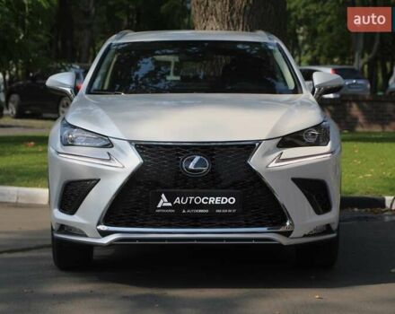 Білий Лексус НХ, об'ємом двигуна 2 л та пробігом 56 тис. км за 31500 $, фото 1 на Automoto.ua