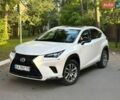 Белый Лексус НХ, объемом двигателя 2.49 л и пробегом 40 тыс. км за 38200 $, фото 1 на Automoto.ua