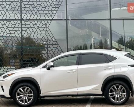 Лексус НХ 2021 в Киеве на Automoto.ua Белый Лексус НХ, объемом двигателя 2.49 л и пробегом 50 тыс. км за 38781 $, фото 2 на Automoto.ua