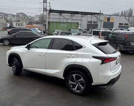 Белый Лексус НХ, объемом двигателя 2 л и пробегом 117 тыс. км за 33500 $, фото 17 на Automoto.ua