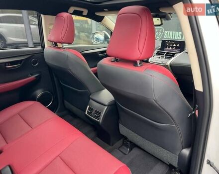 Белый Лексус НХ, объемом двигателя 2 л и пробегом 23 тыс. км за 32000 $, фото 33 на Automoto.ua