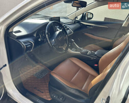 Белый Лексус НХ, объемом двигателя 2.49 л и пробегом 90 тыс. км за 38500 $, фото 53 на Automoto.ua