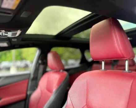 Білий Лексус НХ, об'ємом двигуна 2.4 л та пробігом 10 тис. км за 19000 $, фото 9 на Automoto.ua