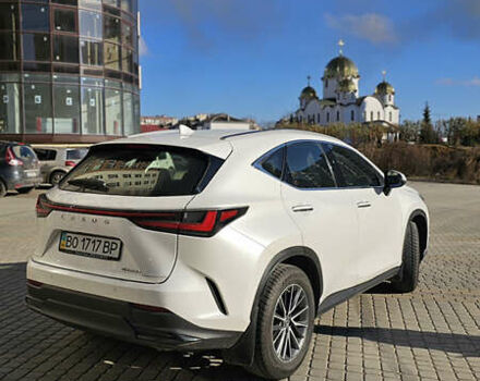 Белый Лексус НХ, объемом двигателя 1.99 л и пробегом 52 тыс. км за 42000 $, фото 2 на Automoto.ua