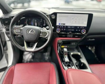 Білий Лексус НХ, об'ємом двигуна 2.4 л та пробігом 10 тис. км за 19000 $, фото 11 на Automoto.ua