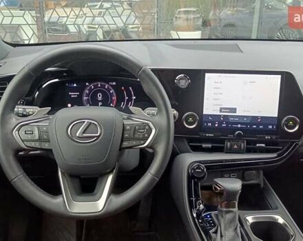 Білий Лексус НХ, об'ємом двигуна 2 л та пробігом 42 тис. км за 40765 $, фото 8 на Automoto.ua