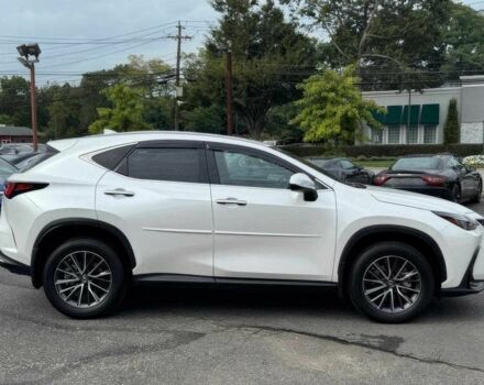 Белый Лексус НХ, объемом двигателя 2.5 л и пробегом 16 тыс. км за 21000 $, фото 3 на Automoto.ua