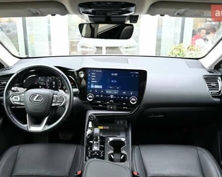 Лексус НХ 2022 у Києві на Automoto.ua Білий Лексус НХ, об'ємом двигуна 2.49 л та пробігом 81 тис. км за 44993 $, фото 7 на Automoto.ua
