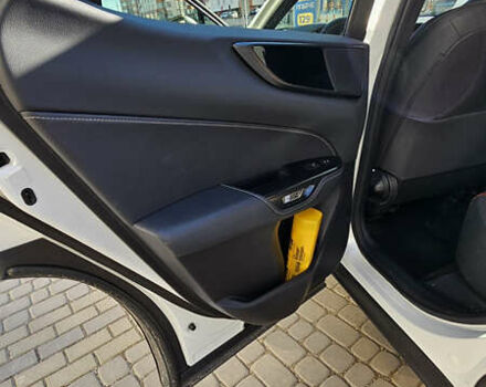 Белый Лексус НХ, объемом двигателя 1.99 л и пробегом 52 тыс. км за 42000 $, фото 7 на Automoto.ua