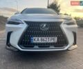 Білий Лексус НХ, об'ємом двигуна 2.49 л та пробігом 32 тис. км за 33800 $, фото 1 на Automoto.ua