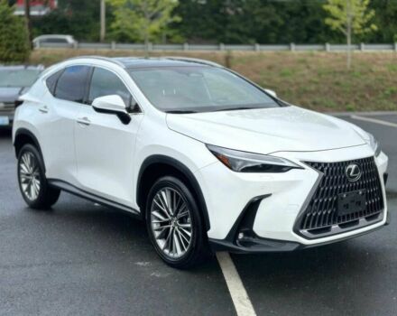Білий Лексус НХ, об'ємом двигуна 2.4 л та пробігом 10 тис. км за 19000 $, фото 2 на Automoto.ua