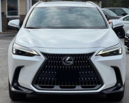 Белый Лексус НХ, объемом двигателя 2.5 л и пробегом 16 тыс. км за 21000 $, фото 1 на Automoto.ua