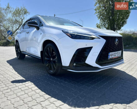 Белый Лексус НХ, объемом двигателя 2.39 л и пробегом 24 тыс. км за 43500 $, фото 5 на Automoto.ua